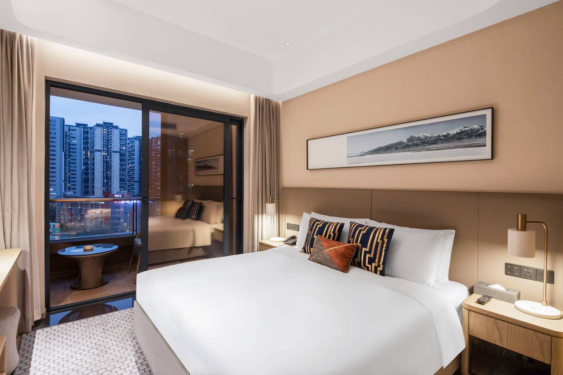 1-bedroom apartment in Wuhou, Chengdu — balcony access | Primcasa Deluxe One Bedroom - 65 Sqm (floors 11-20) — Photo 1