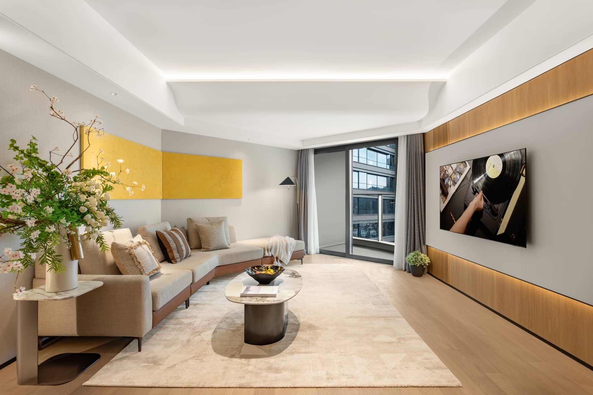 2-bedroom apartment in Nanshan, Shenzhen — balcony access | Two Bedroom in Gaige — Photo 1